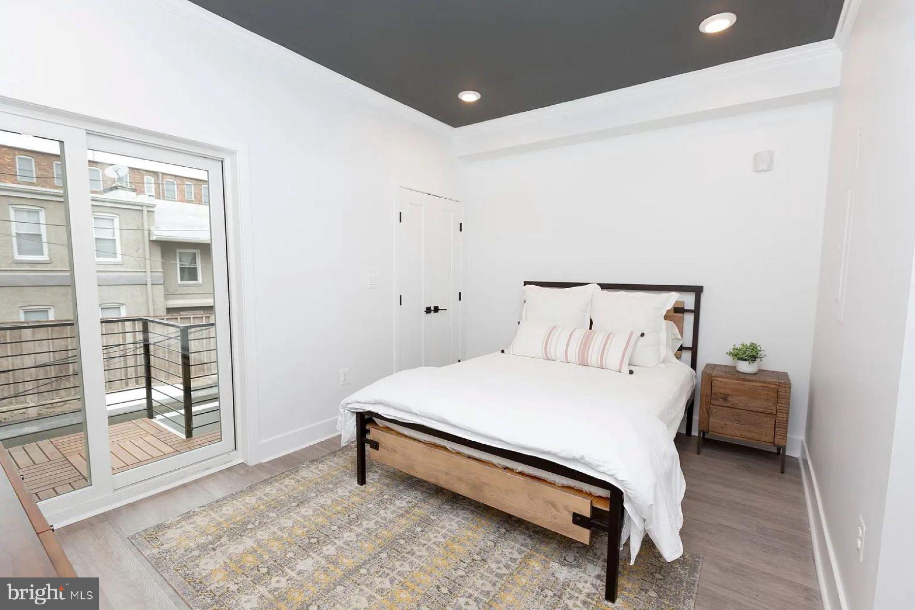 1742 FLEET STREET 104