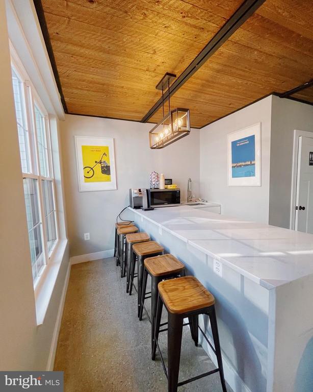12 W MONTGOMERY STREET W Unit: 206