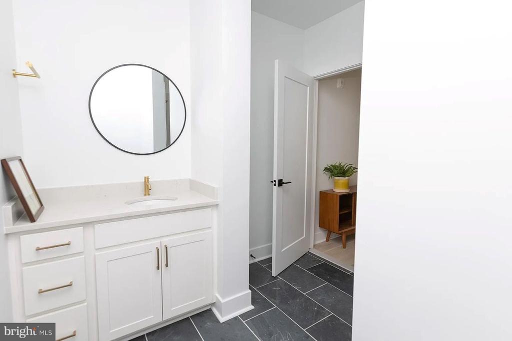 1617 EASTERN AVENUE Unit: 306