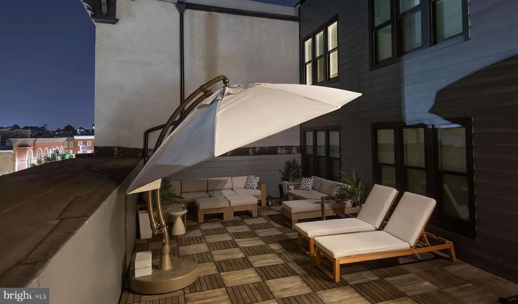 1617 EASTERN AVENUE Unit: 306