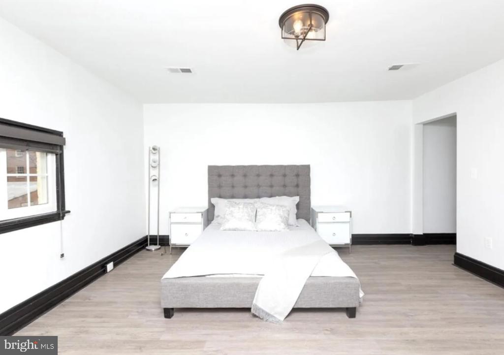 610 CATHEDRAL STREET Unit: 1A