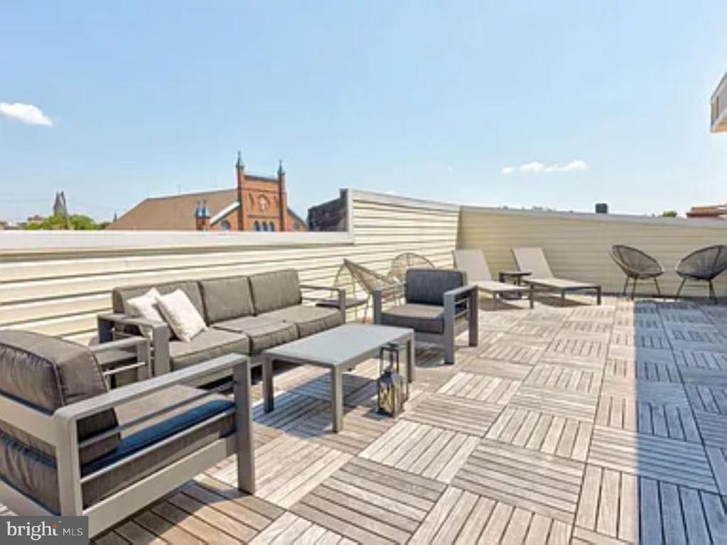 1719 EASTERN AVENUE Unit: 2D