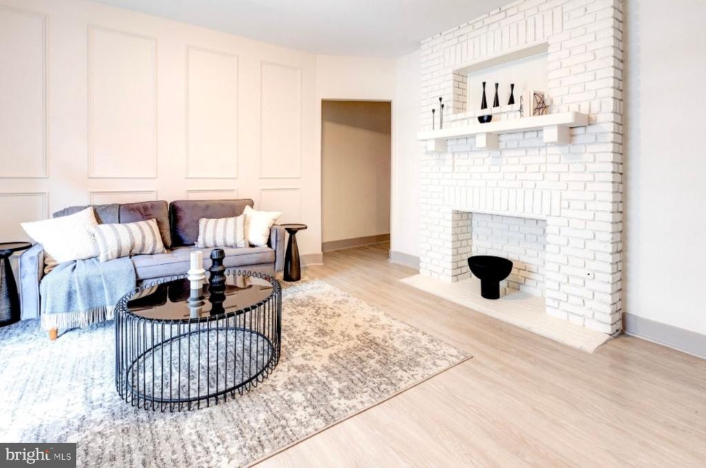 19 W MULBERRY STREET Unit: 6B