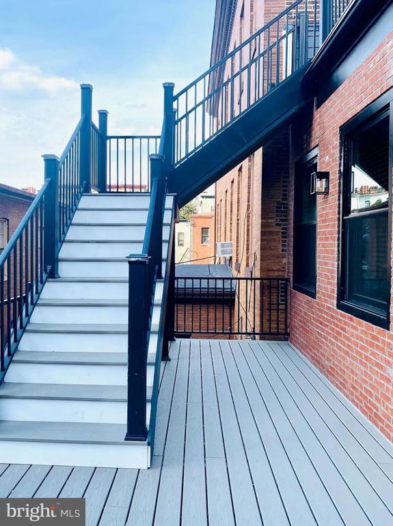 1122 N CALVERT STREET Unit: 205