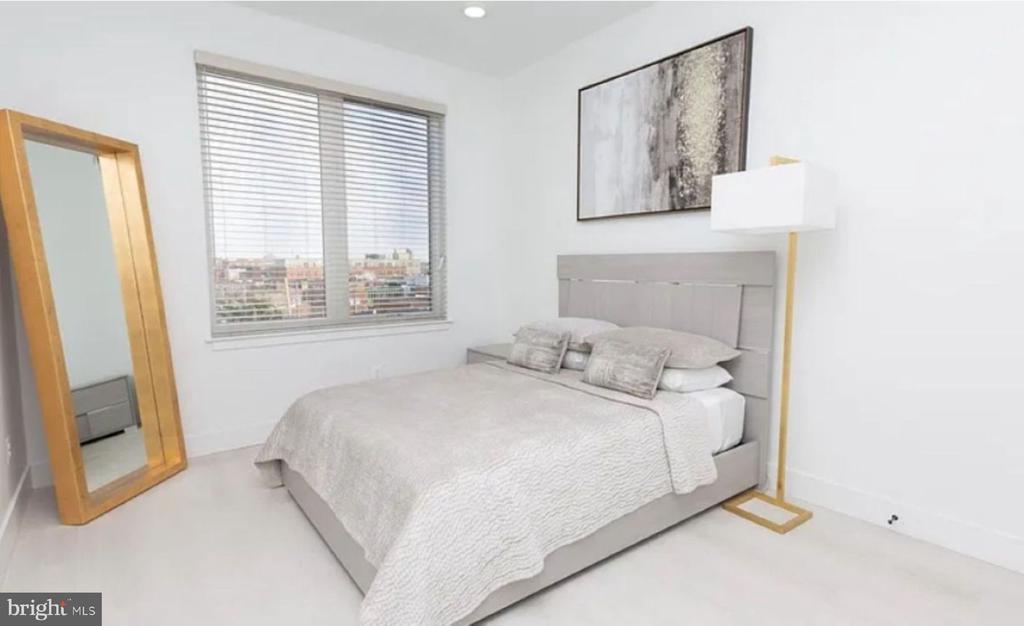 520 S CAROLINE STREET Unit: 206