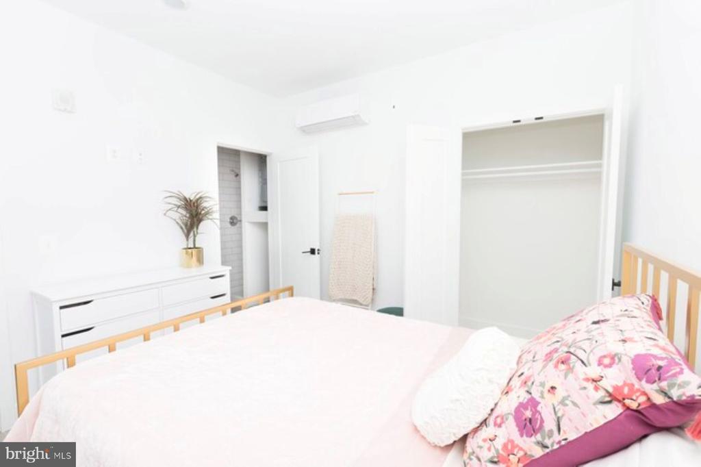 1719 EASTERN AVENUE Unit: 3B