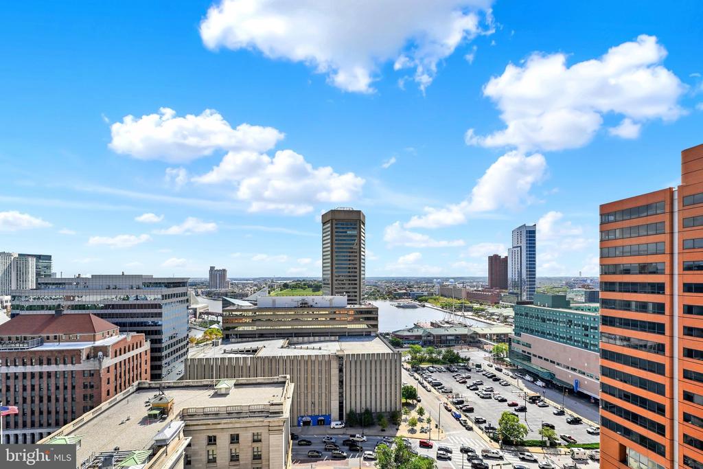 414 WATER STREET Unit: 1802