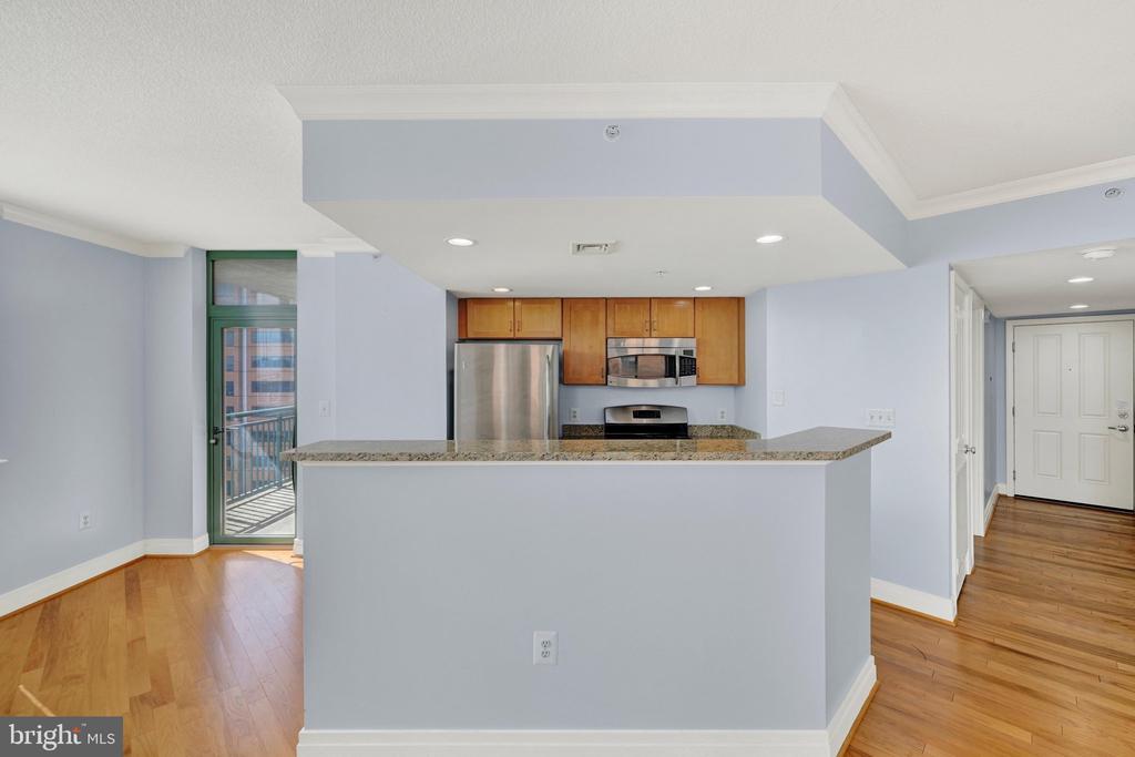 414 WATER STREET Unit: 1802