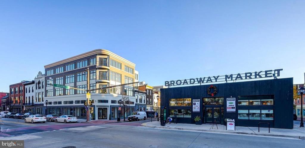 601 S BROADWAY Unit: 203