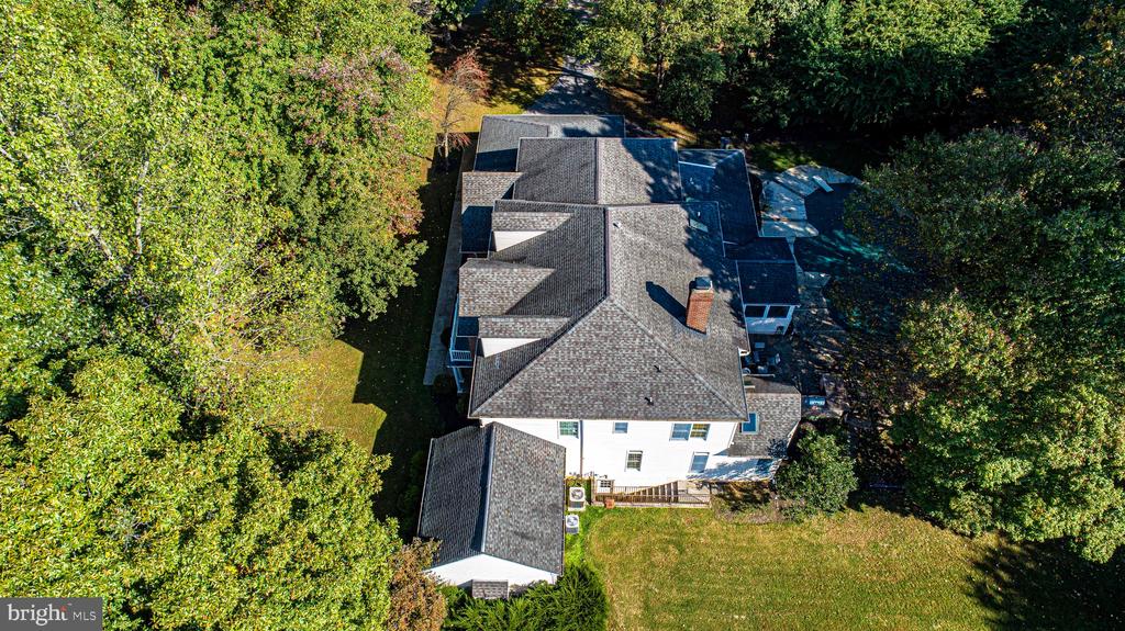 1652 BULLOCK CIRCLE