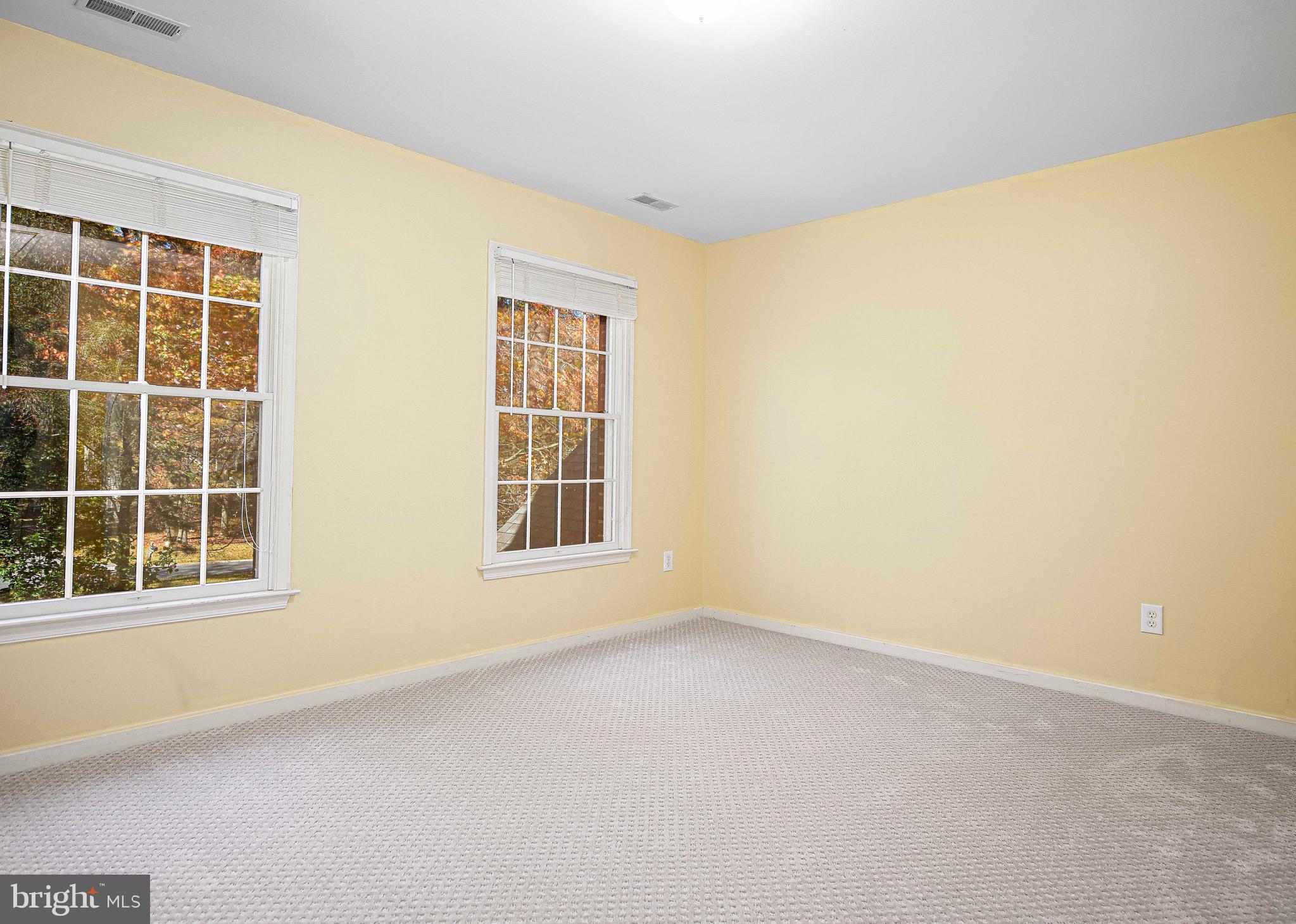 1652 BULLOCK CIRCLE