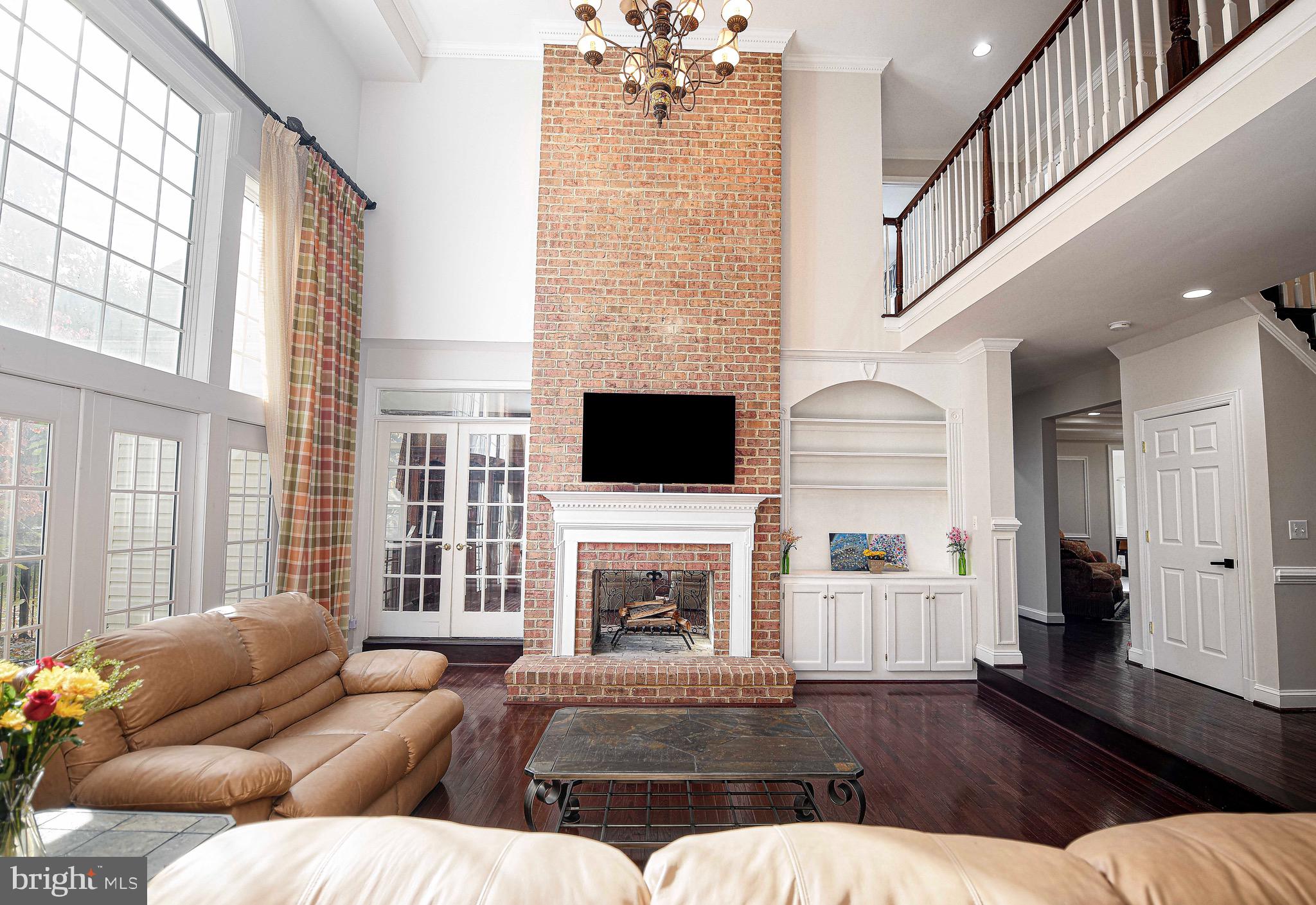 1652 BULLOCK CIRCLE