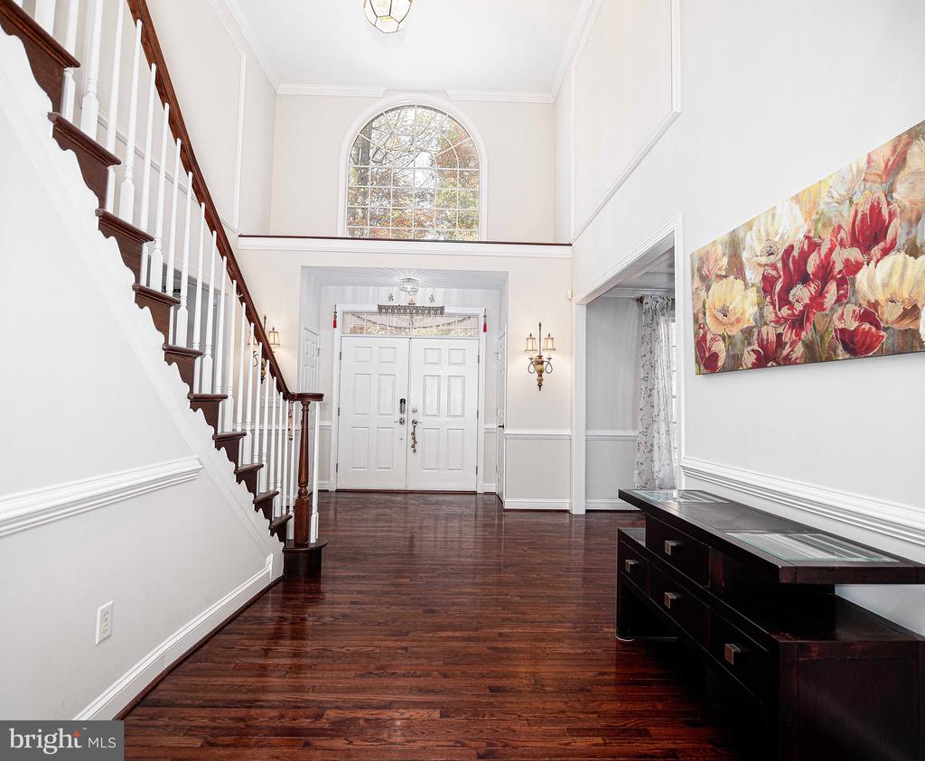 1652 BULLOCK CIRCLE