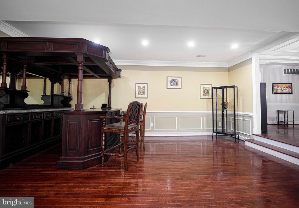 1652 BULLOCK CIRCLE