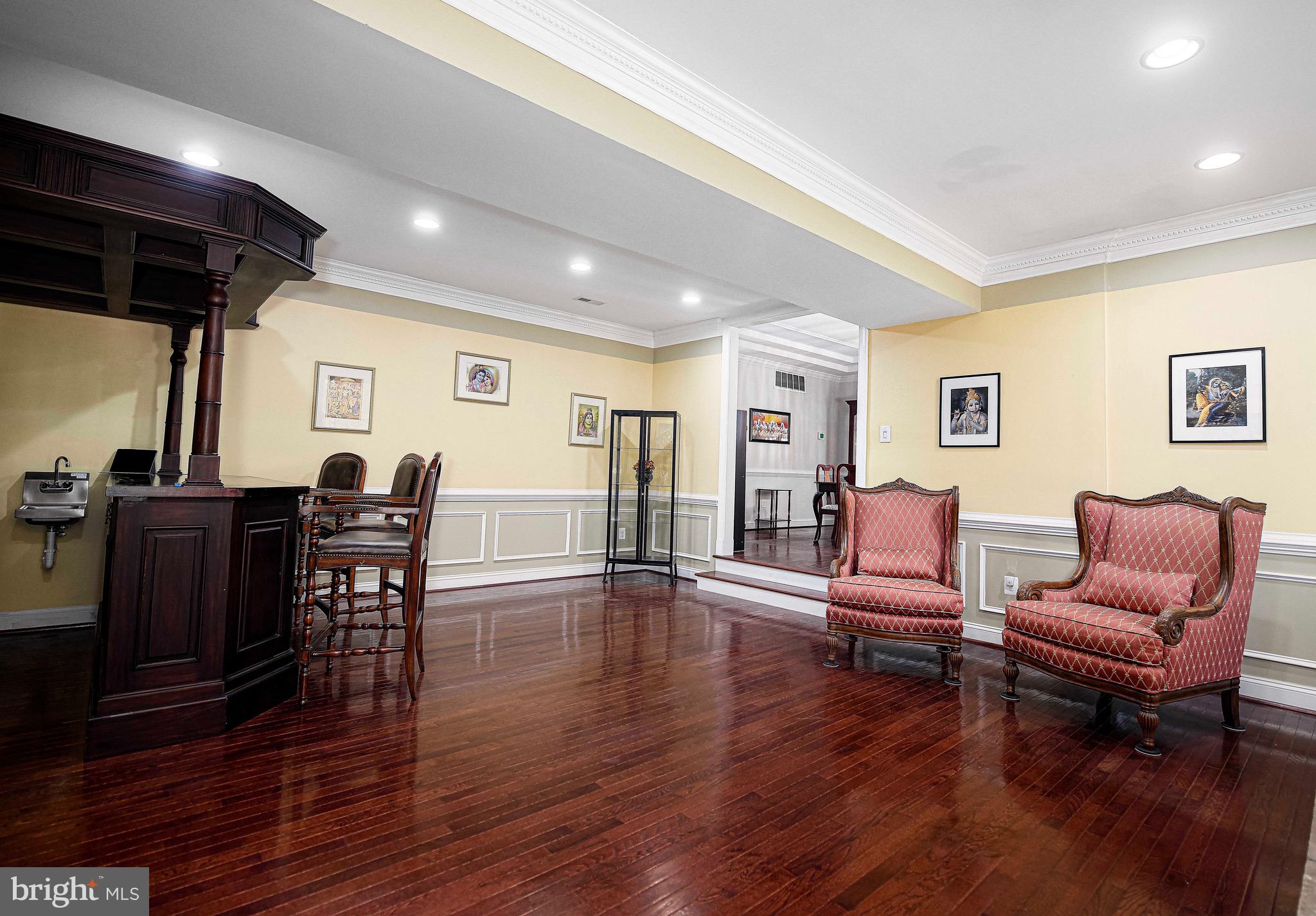 1652 BULLOCK CIRCLE