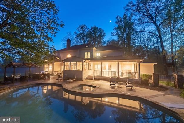 1652 BULLOCK CIRCLE
