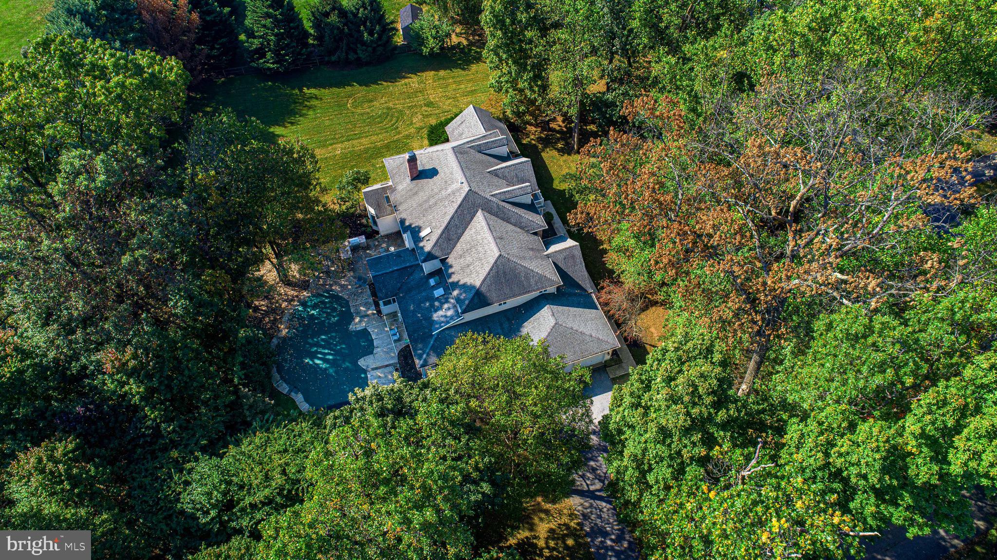 1652 BULLOCK CIRCLE