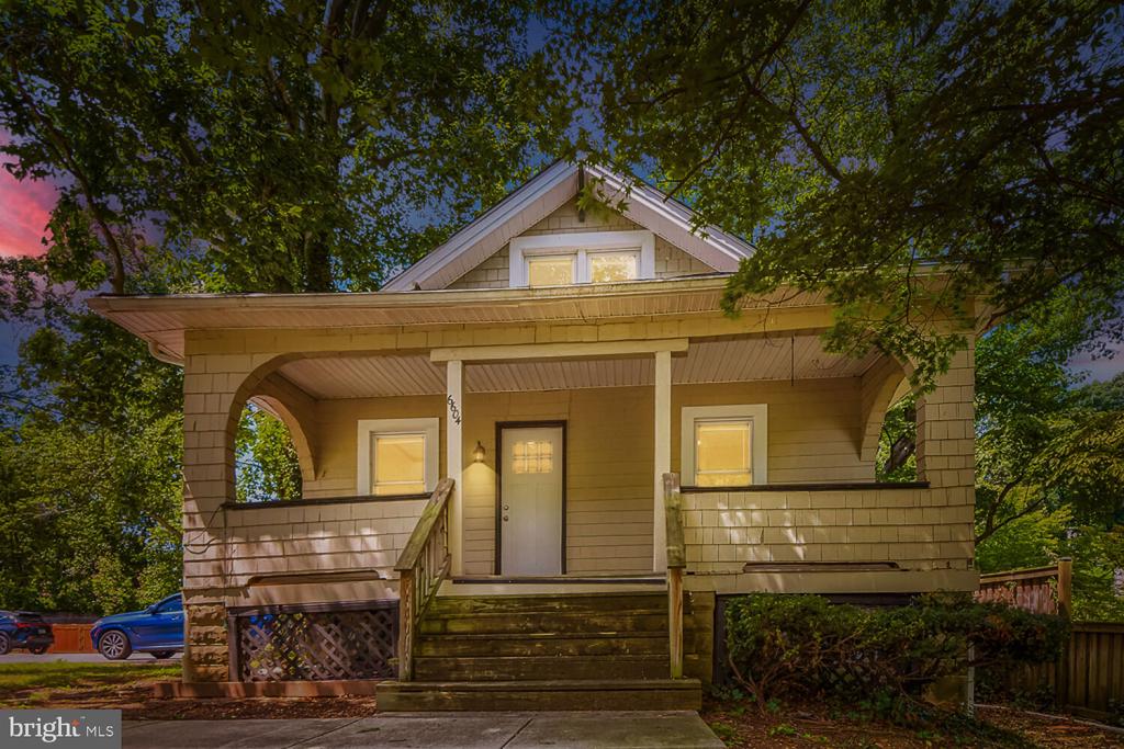 6604 SHERWOOD ROAD
