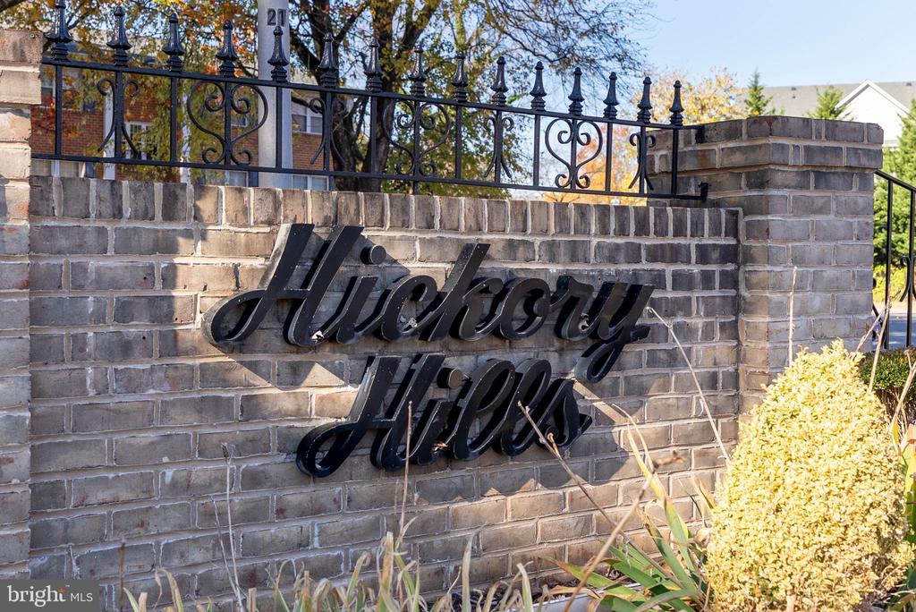 240 CROCKER DRIVE F 240-F
