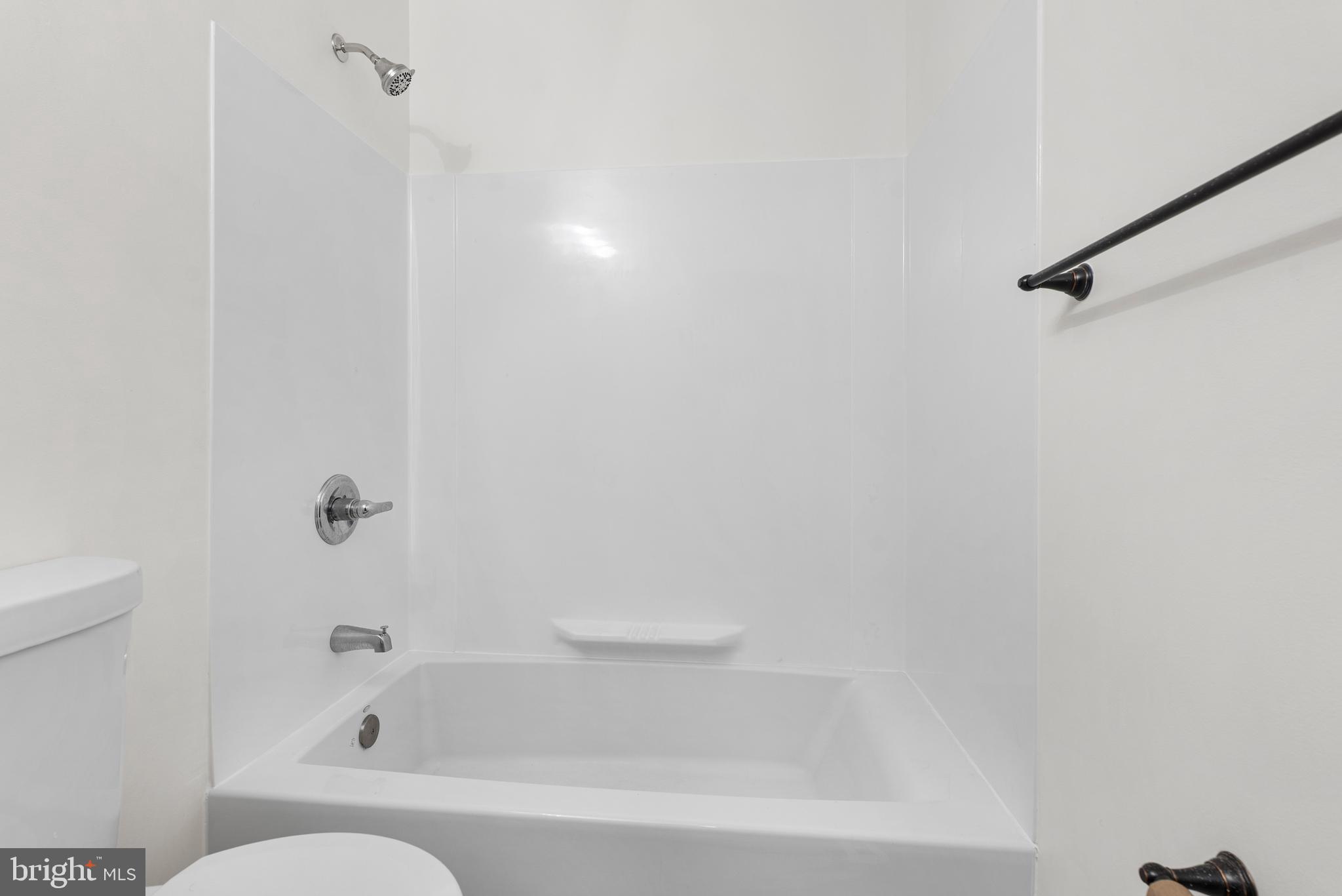 240 CROCKER DRIVE F 240-F