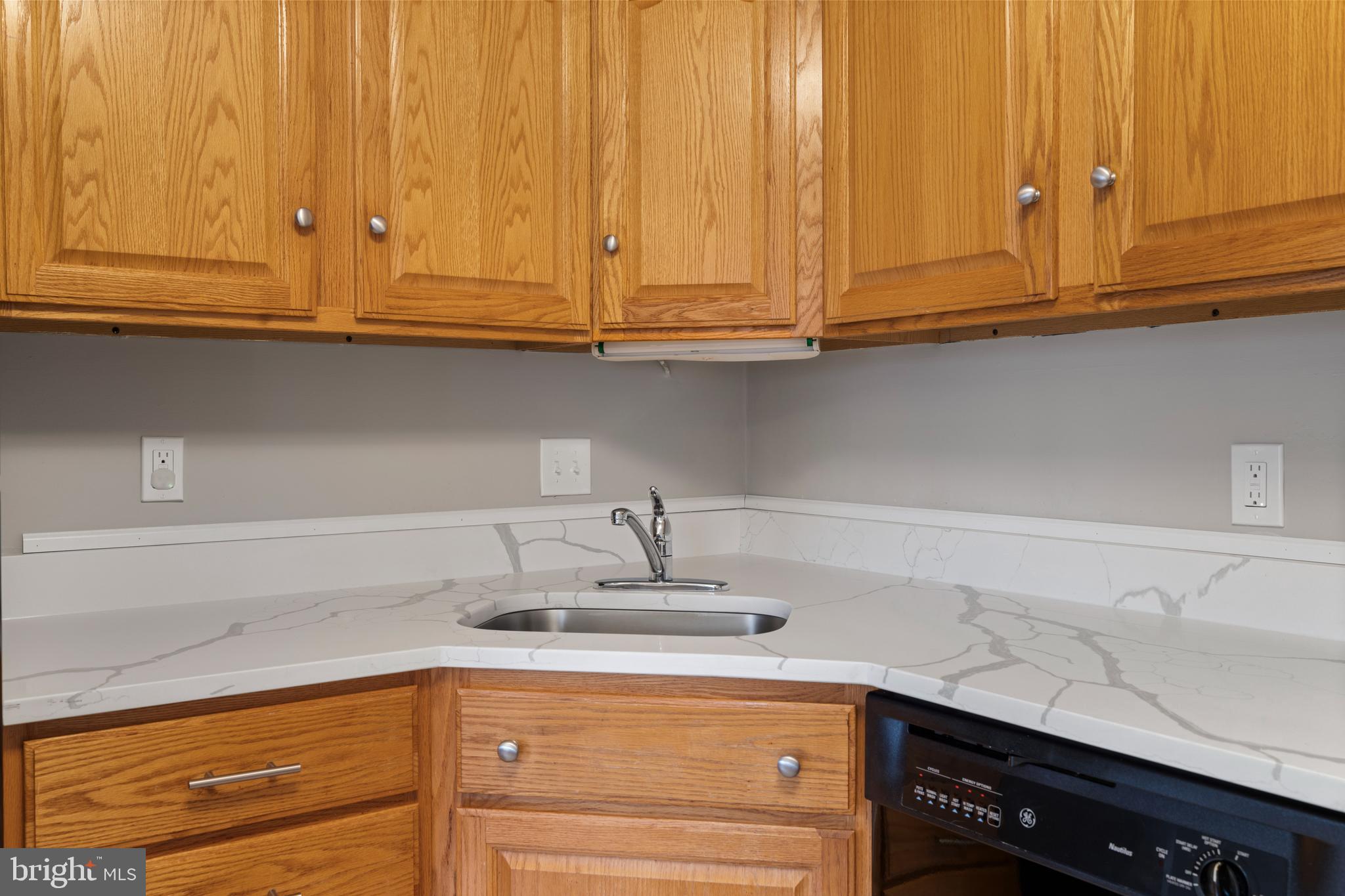240 CROCKER DRIVE F 240-F