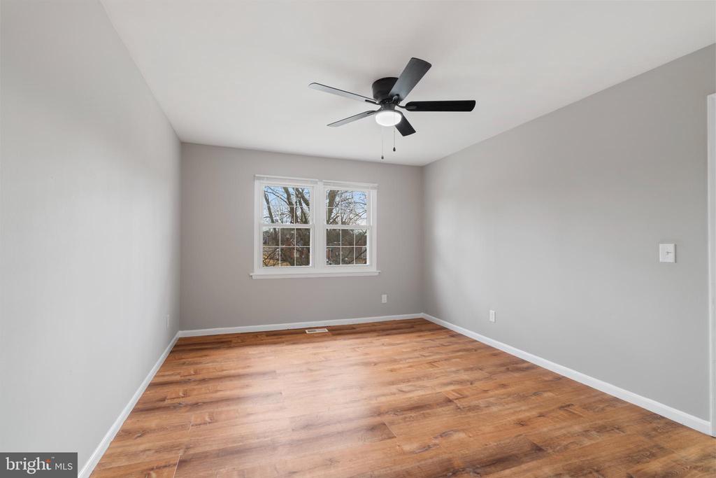 240 CROCKER DRIVE F 240-F