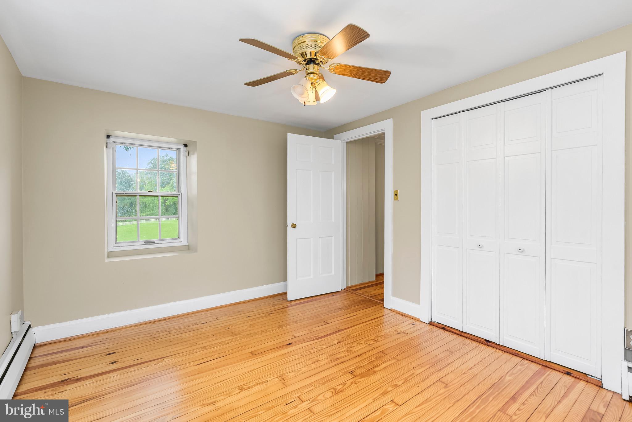 607 E WHEEL ROAD