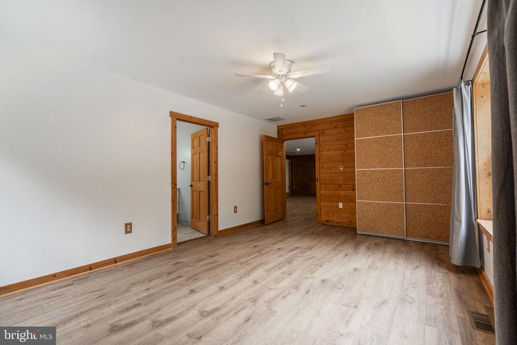 82 Ely Ave