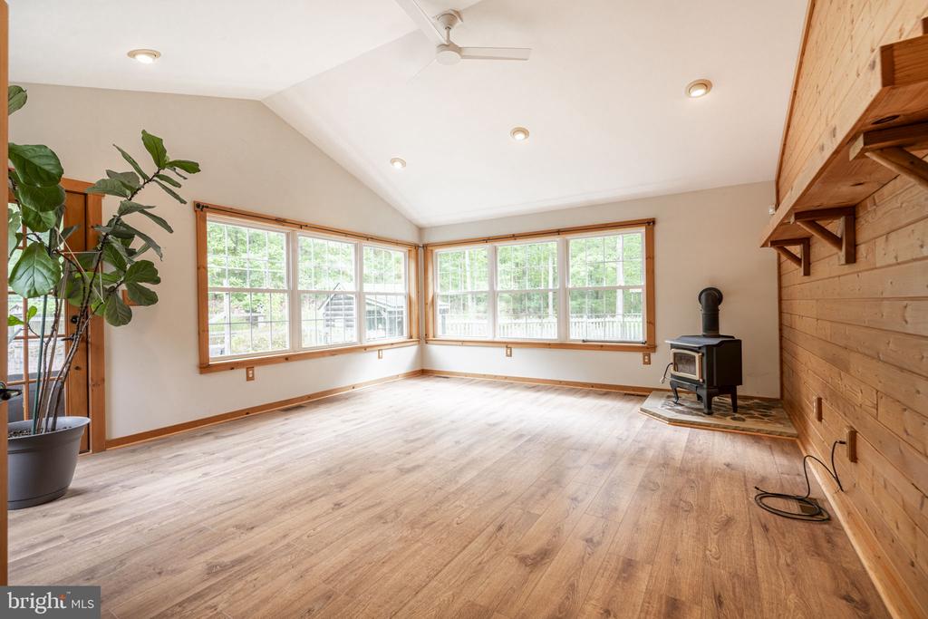 82 Ely Ave