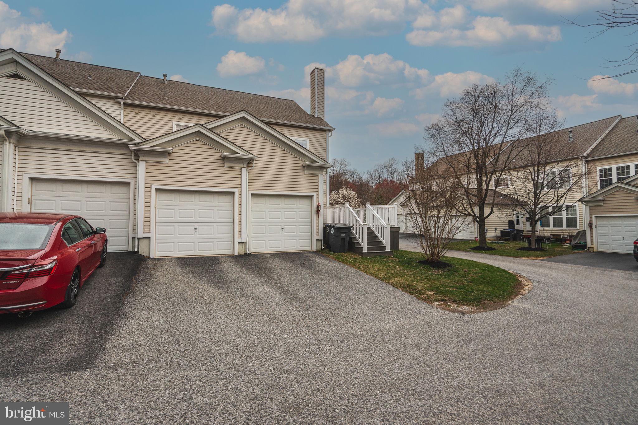 900 Harsdale Way