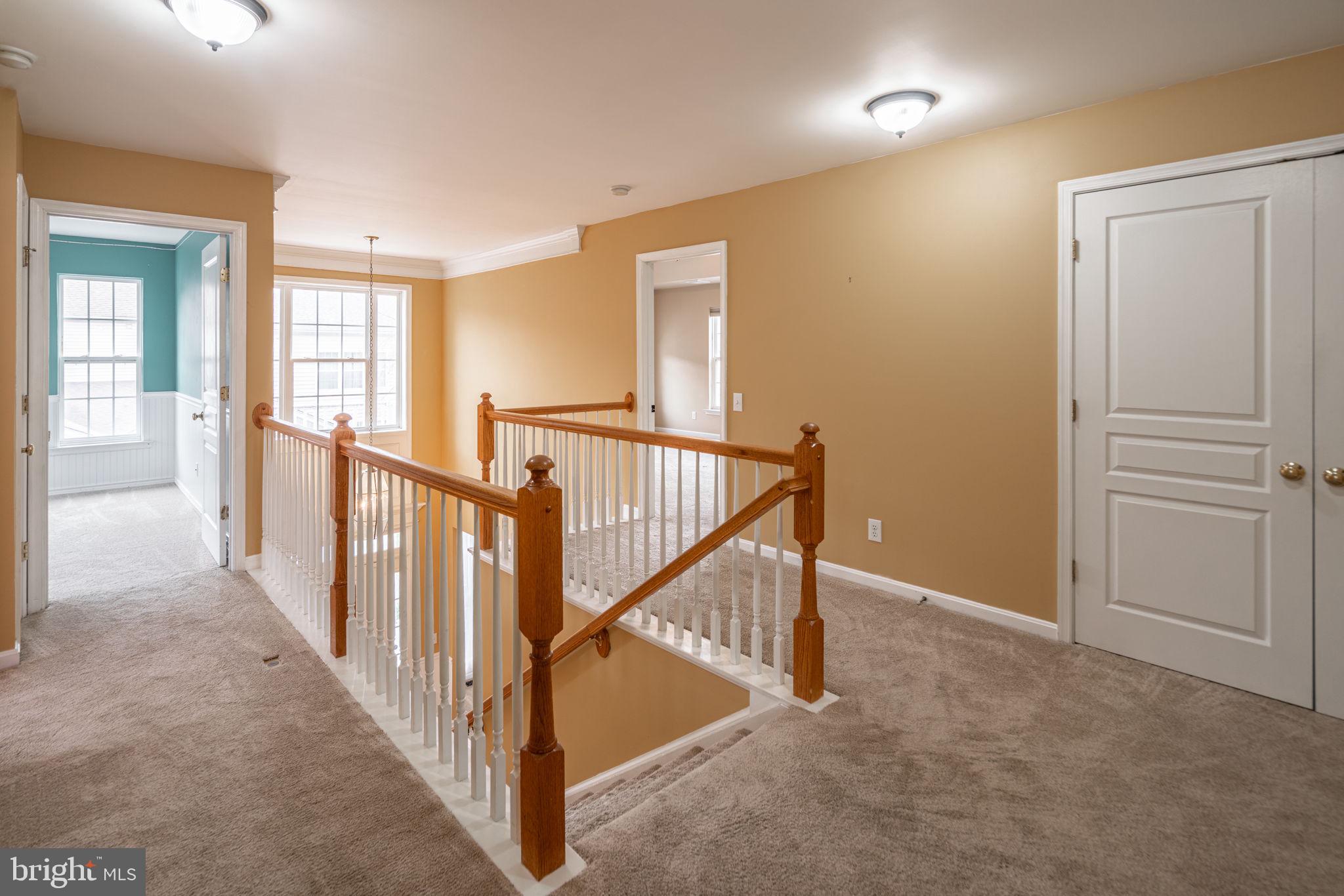 900 Harsdale Way
