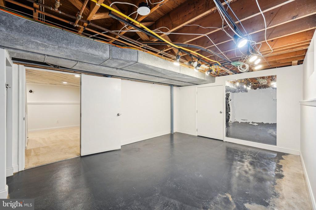 709 Eagle Rd
