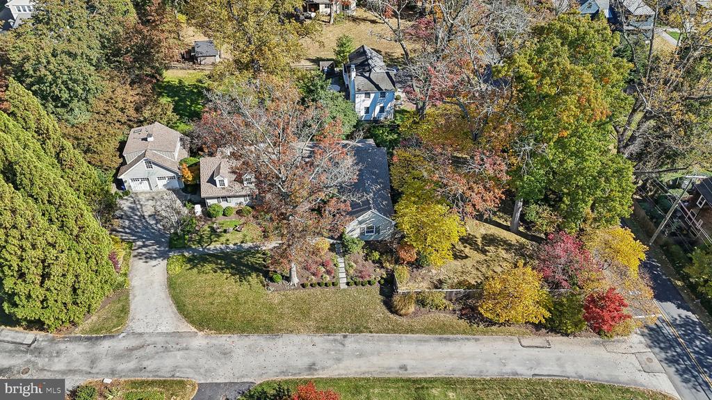 709 Eagle Rd