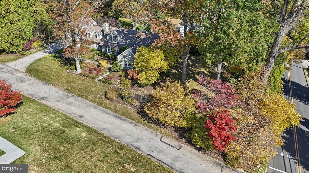 709 Eagle Rd