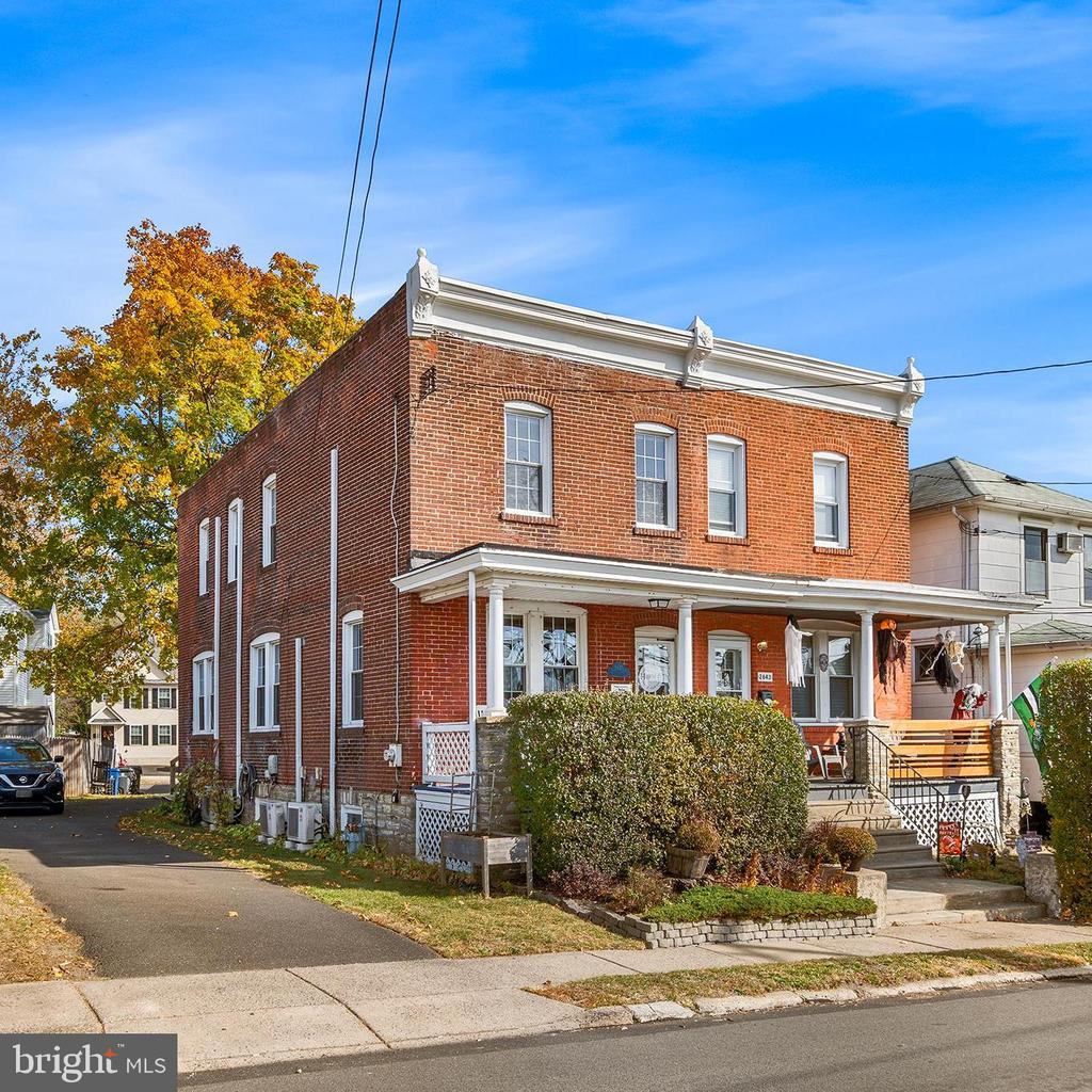 2645 Mount Carmel Ave