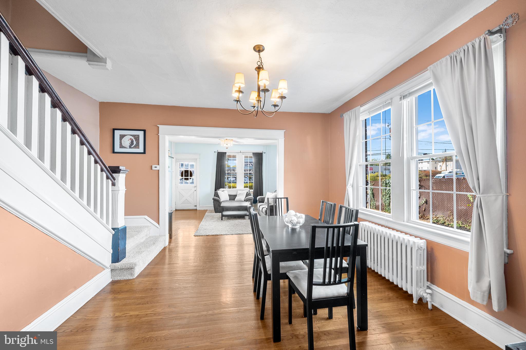 2645 Mount Carmel Ave