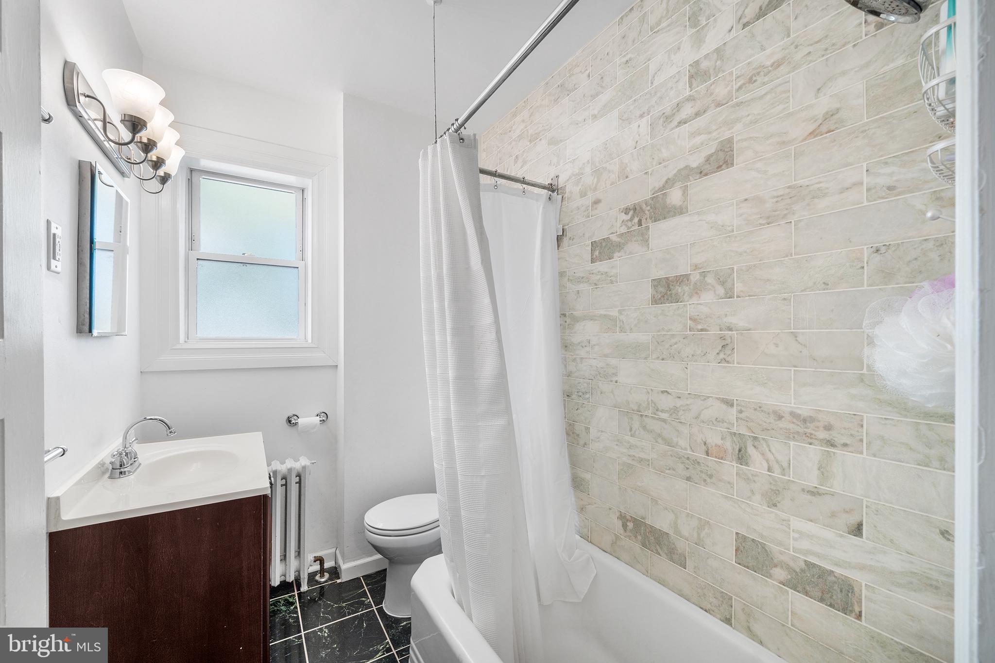 2645 Mount Carmel Ave