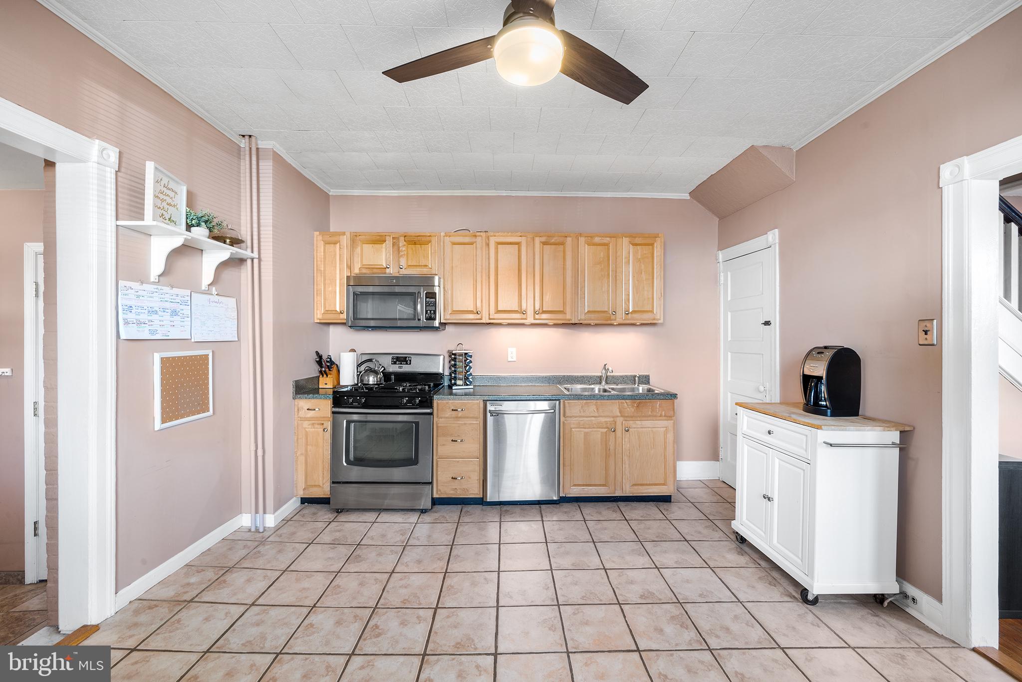 2645 Mount Carmel Ave