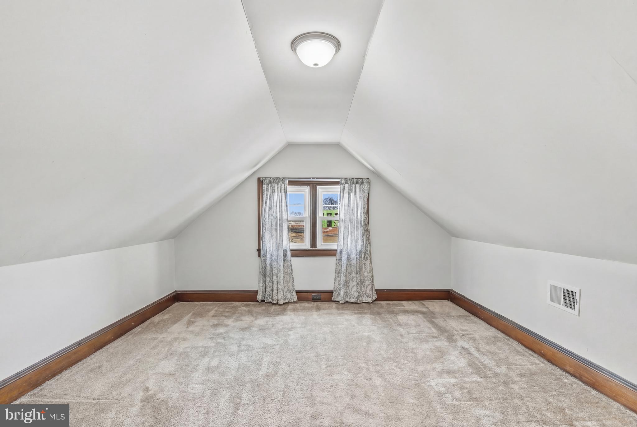 86 GREENFIELD AVENUE