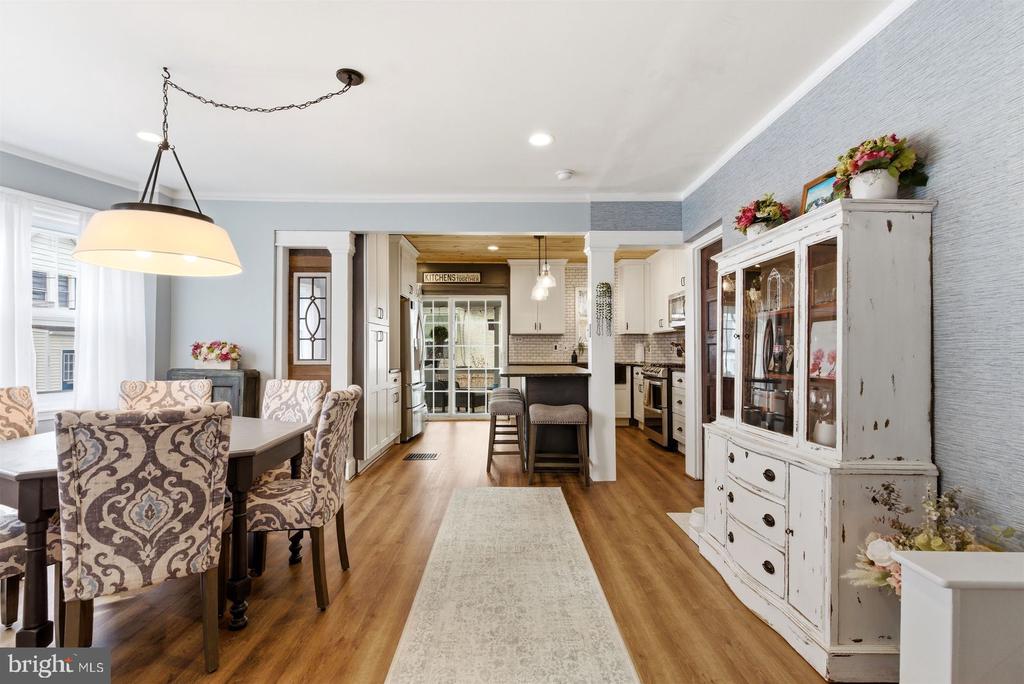 86 GREENFIELD AVENUE