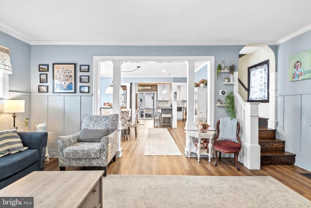 86 GREENFIELD AVENUE