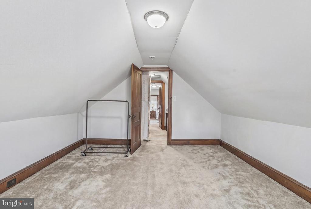 86 GREENFIELD AVENUE