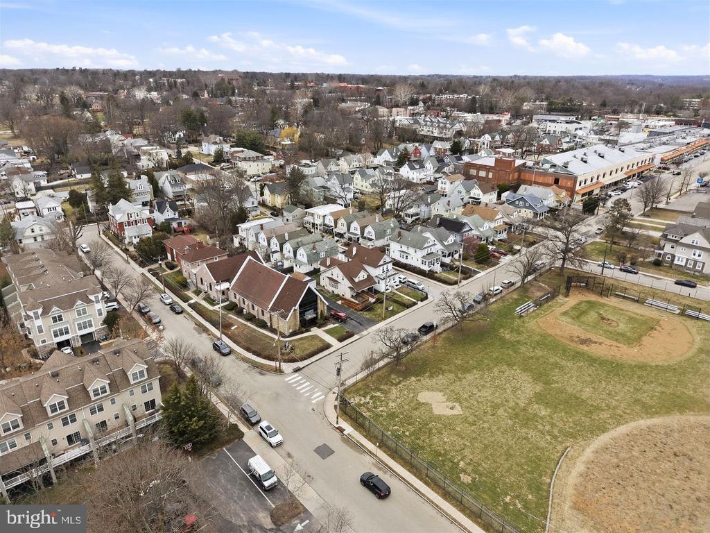 86 GREENFIELD AVENUE