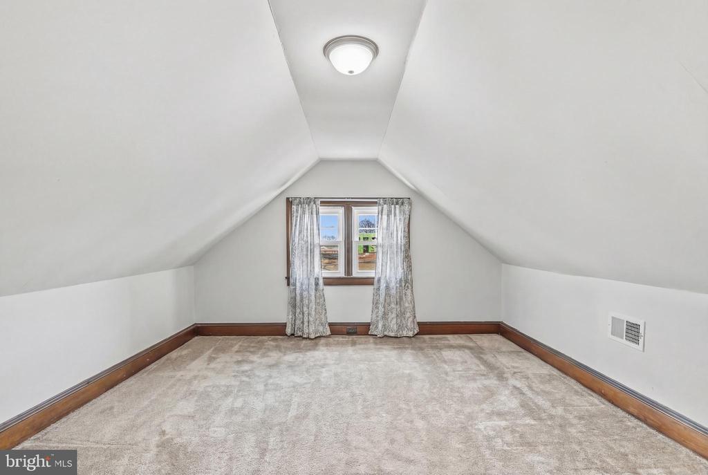 86 GREENFIELD AVENUE