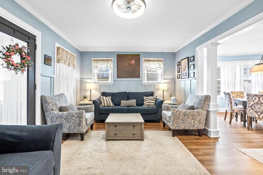 86 GREENFIELD AVENUE