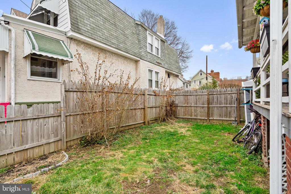 86 GREENFIELD AVENUE