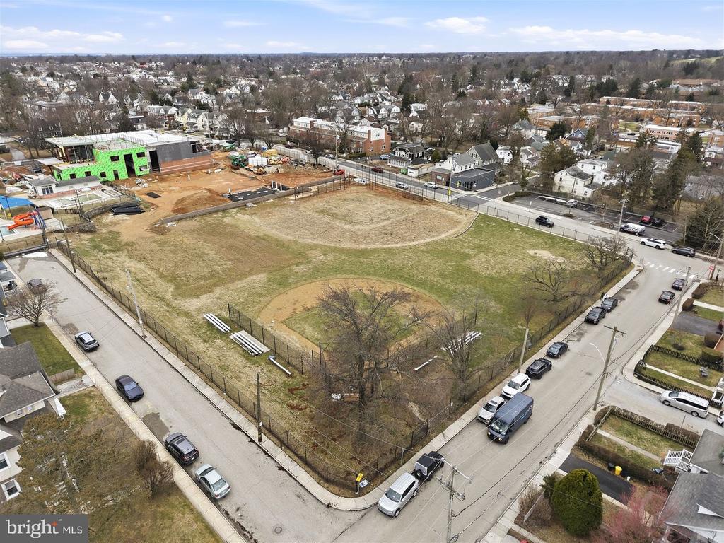 86 GREENFIELD AVENUE