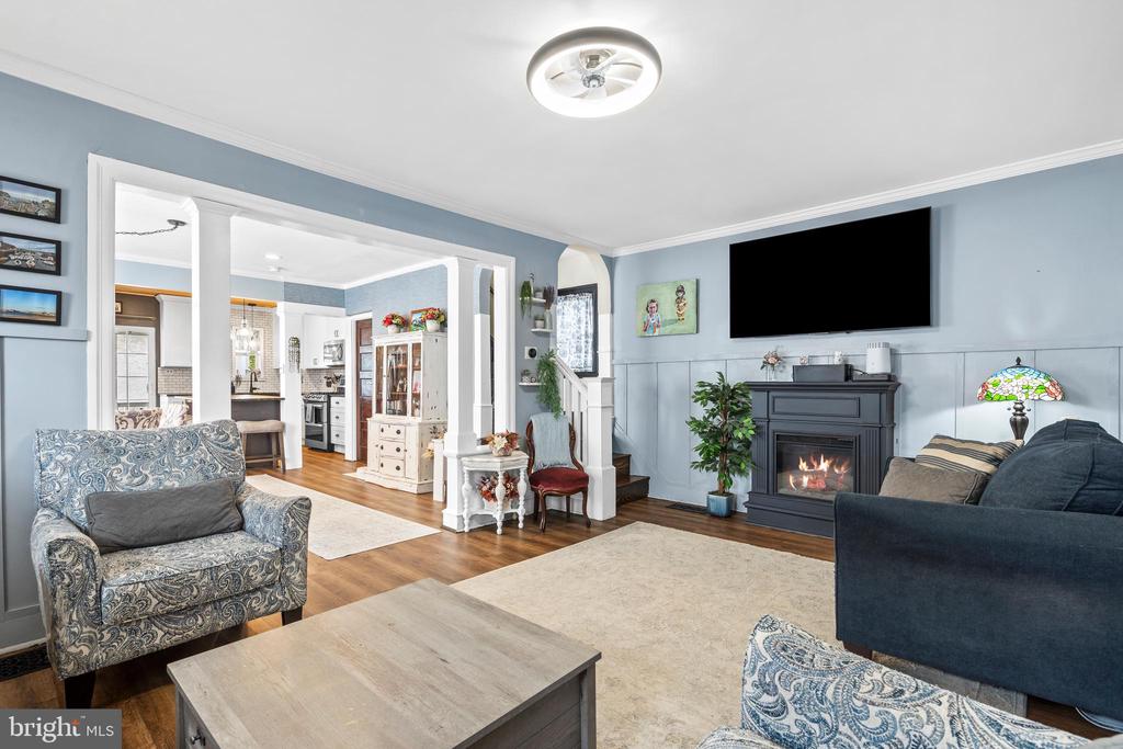 86 GREENFIELD AVENUE