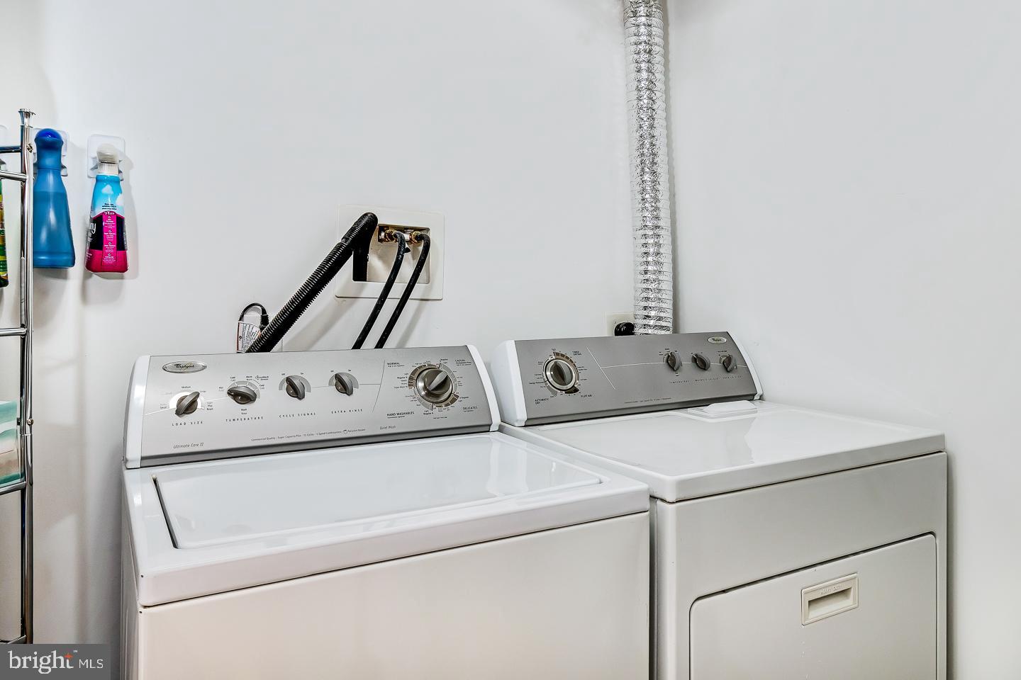 2200-28 Arch St #605