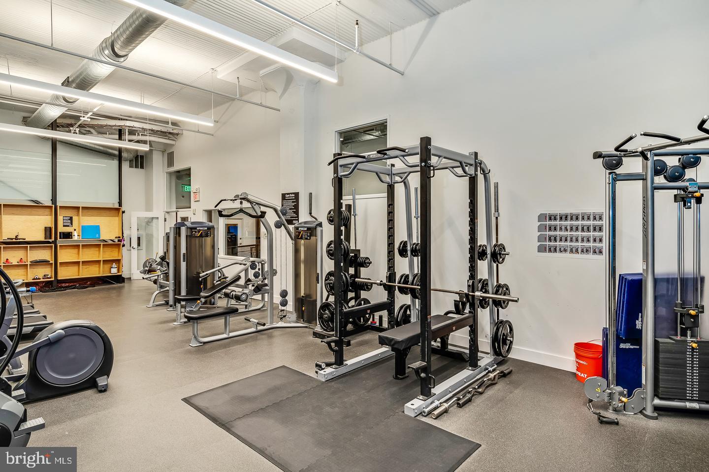 2200-28 Arch St #605